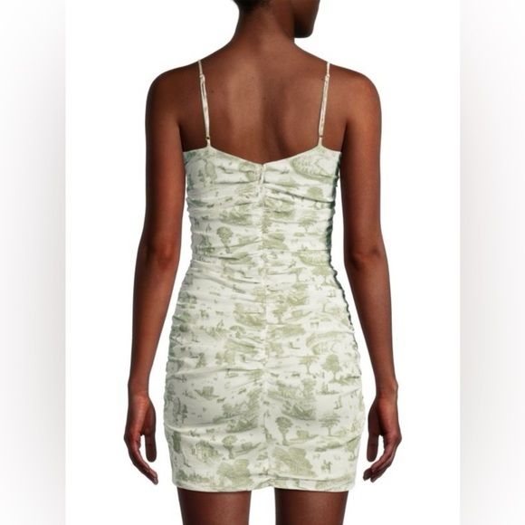 WEWOREWHAT Ronnie Ruched Graphic Print Mini Dress - Picture 3 of 7